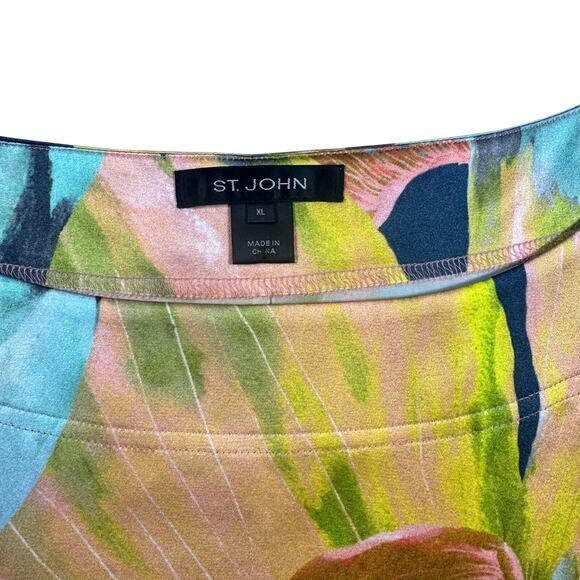 St. John Abstract Watercolor Luxe Silk Blend Blouse Size XL - Picture 3 of 5